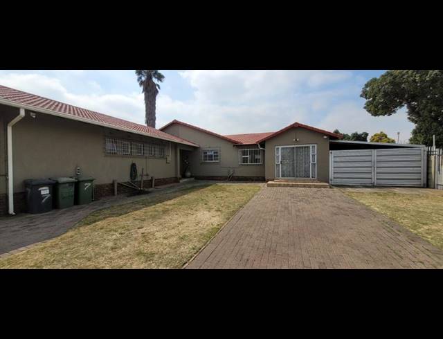 3 BEDROOM HOUSE FOR SALE IN VERWOERDPARK